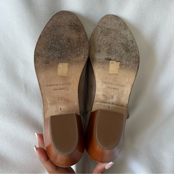 Sigerson Morrison Suede Chelsea Belle Bootie
Chunky Heel Size 7.5 - Picture 8 of 8